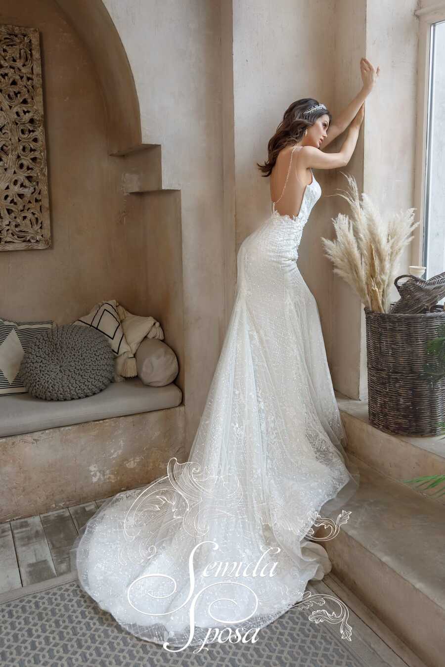  F18196